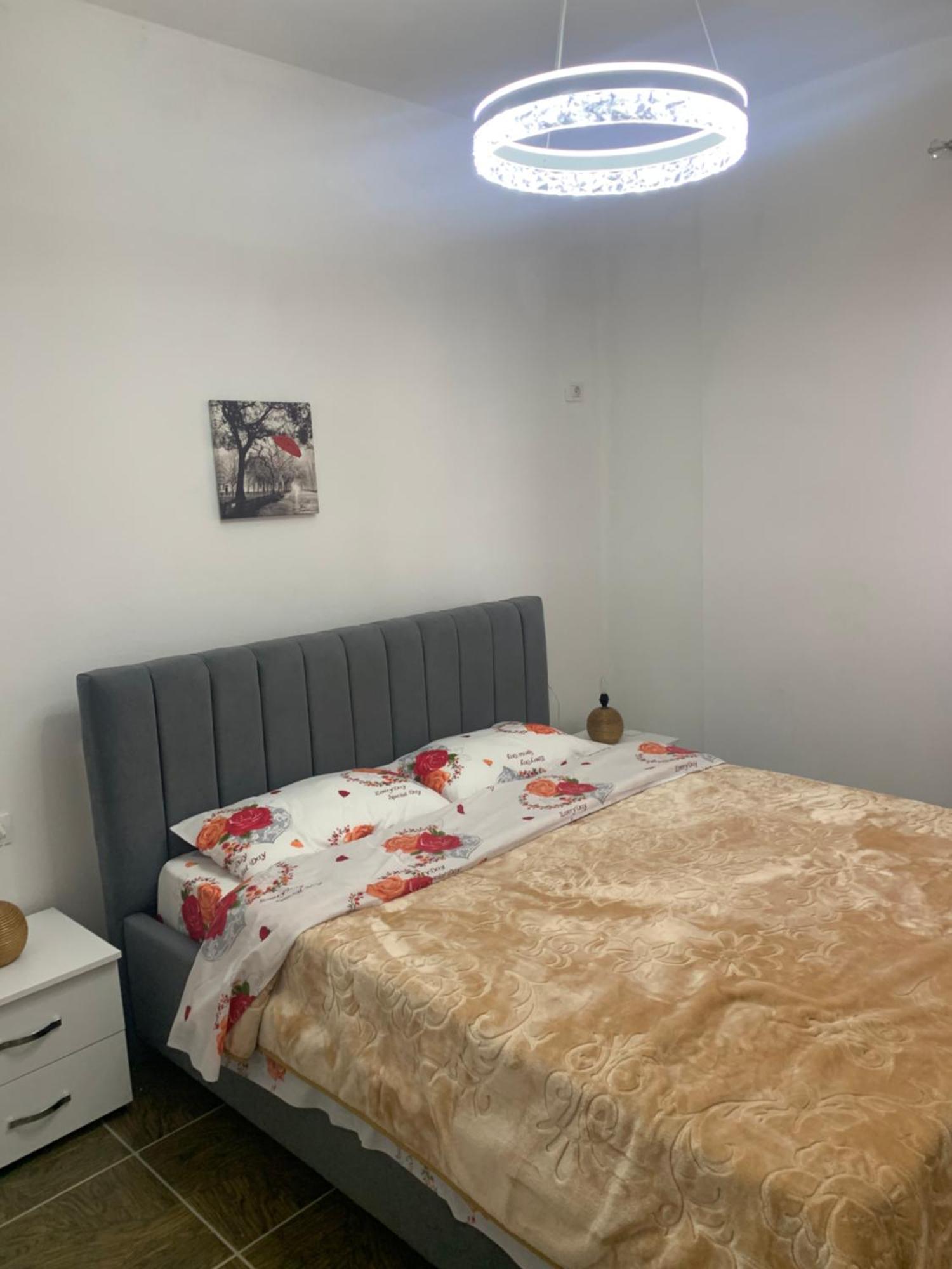 Adriatik Apartaments ซารานเดอ ภายนอก รูปภาพ